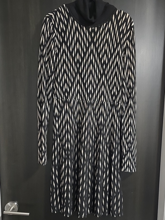 Desigual Dresses & Skirts - Gorgeous Desigual Patterned Turtleneck Long-Sleeve Dress